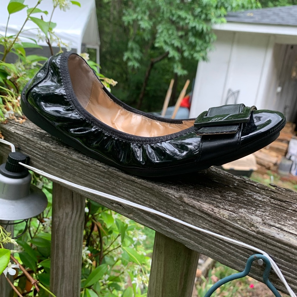 SALE🌟Marc Fisher Rosa Black Patent Leather Flats